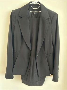 White House Black Market Black Slim Tailored Blazer